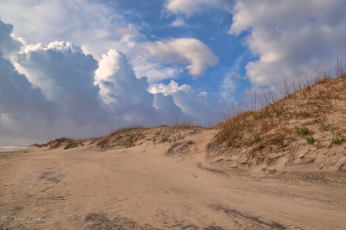 beach clouds dunes landscape northcarolina outerbanks sunrise nagshead unitedstates us