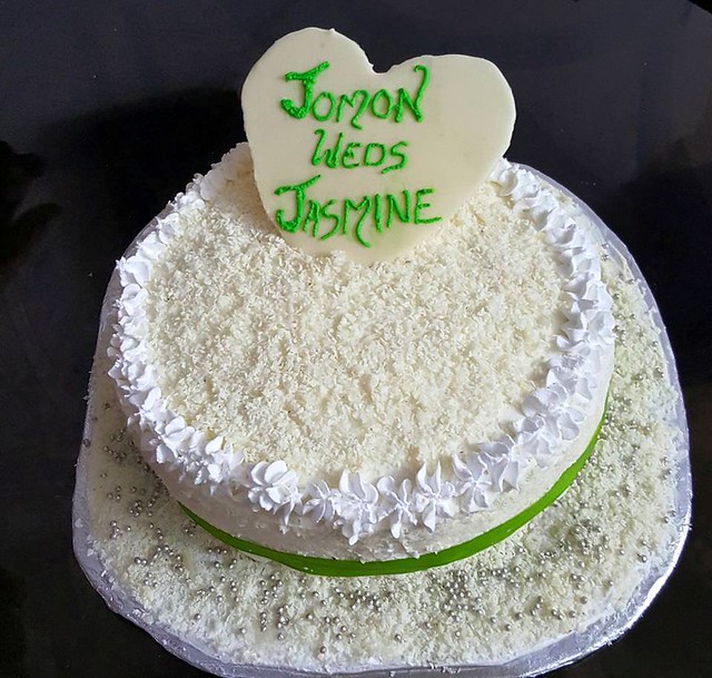 Cake by JiGizz dough knot
