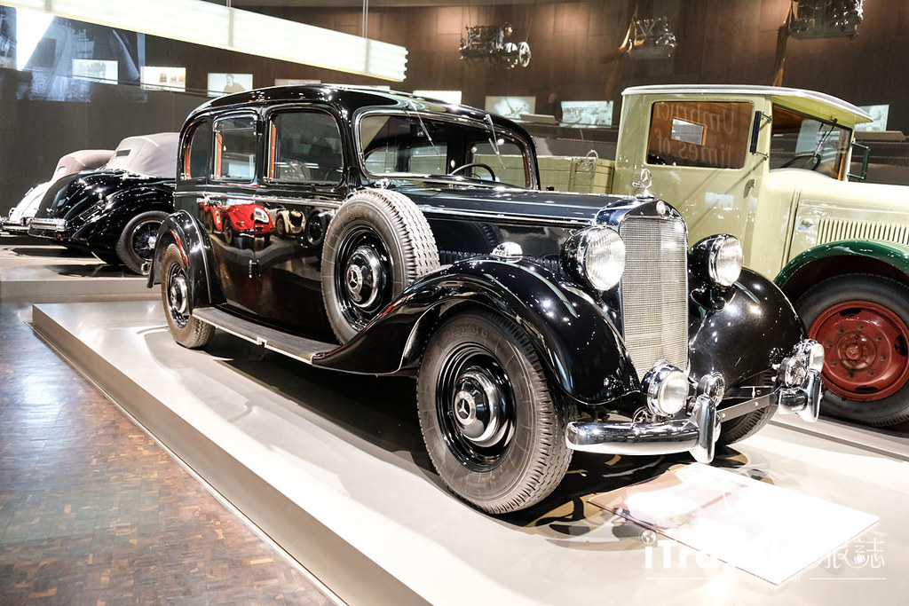 德国斯图加特奔驰博物馆 Mercedes-Benz Museum (54)