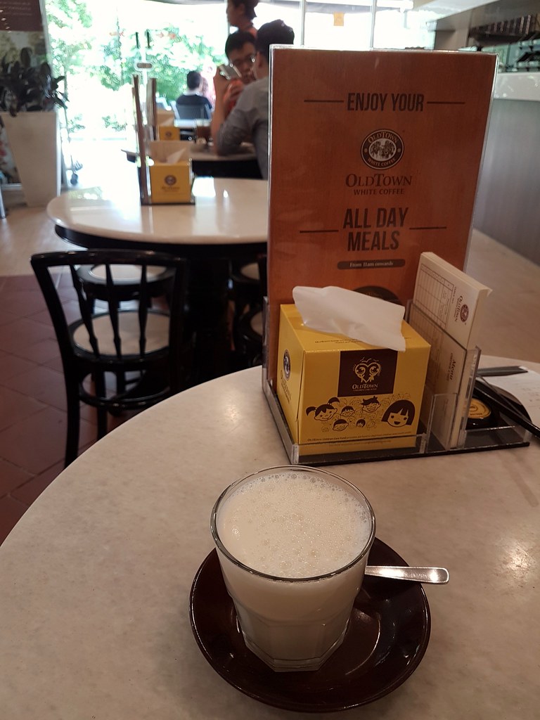 豆奶奶 Hot Soya Milk w/set @ Old Town White Coffee at Aeon Subang SS16