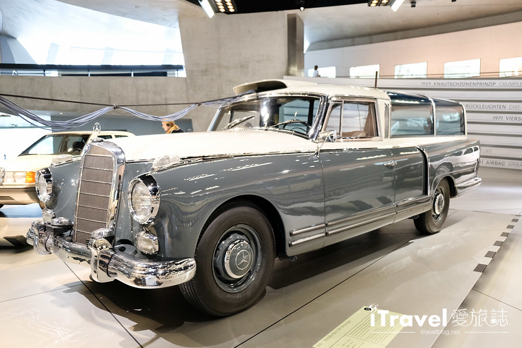 德国斯图加特奔驰博物馆 Mercedes-Benz Museum (67)
