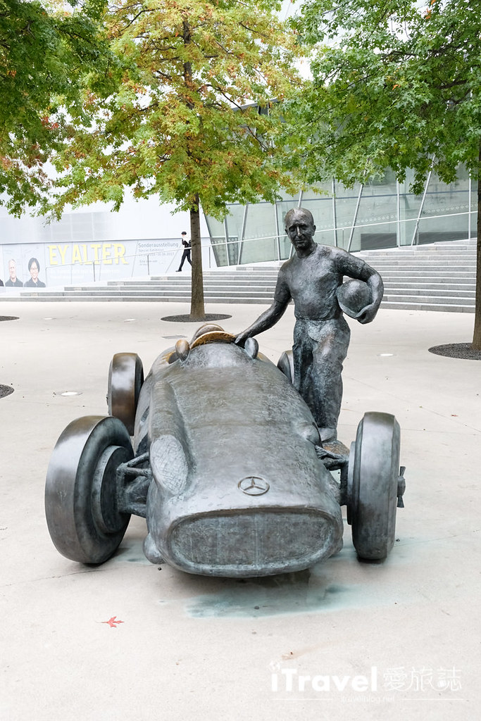 德国斯图加特奔驰博物馆 Mercedes-Benz Museum (3)
