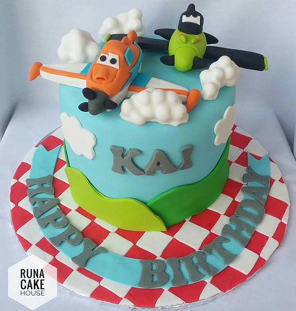 Cake by Runa Cake