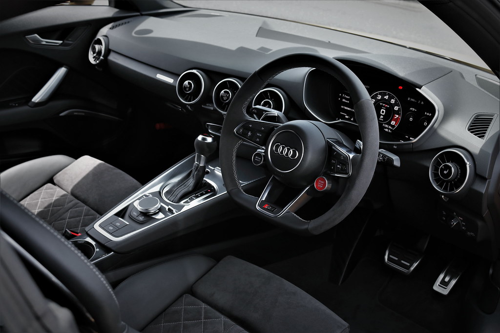 Audi TTRS Interior