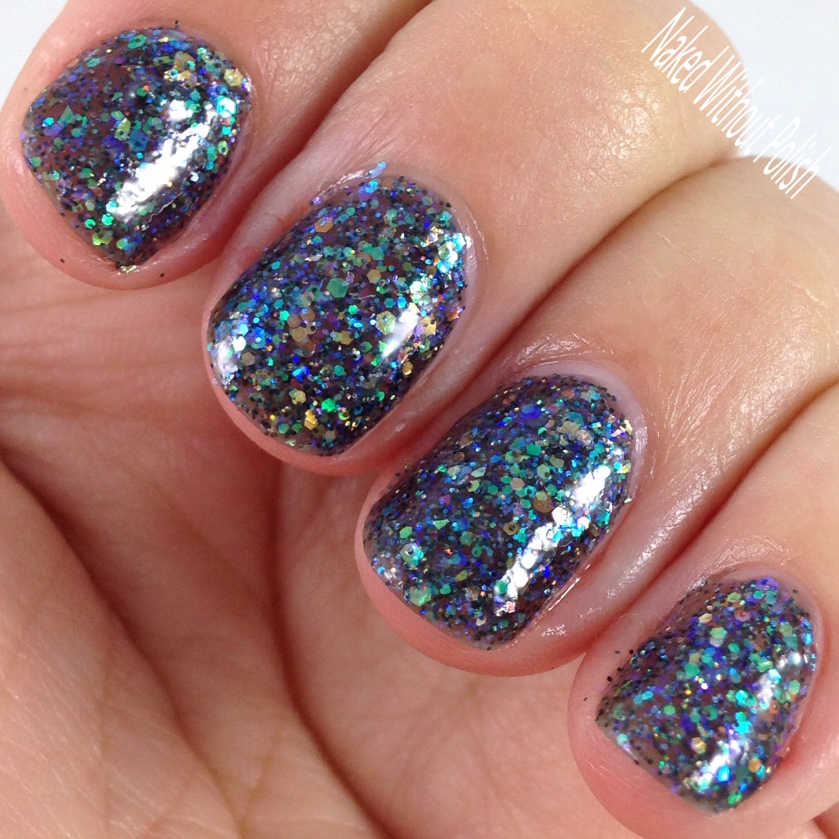 SuperChic-Lacquer-Nyxie-8