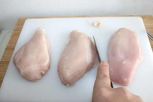 24 - Hähnchenbrust putzen / Clean chicken breasts