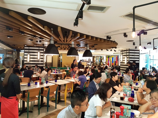 Pizza Express in Shatin interior