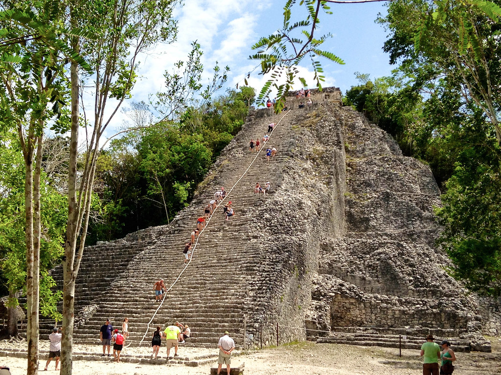 Pirámide de Nohoch Mul en Cobá