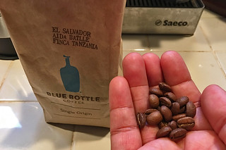 Blue Bottle Coffee - Single Origin El Salvador Finca Tanzania beans