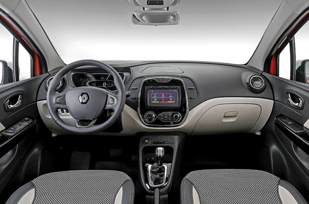 Renault-Captur-Interior