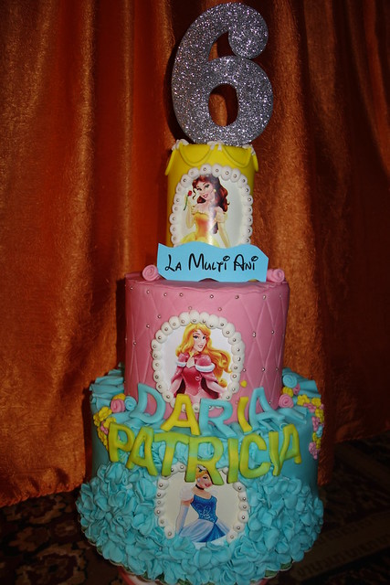 Disney Princes Cake by Patricia Patty
