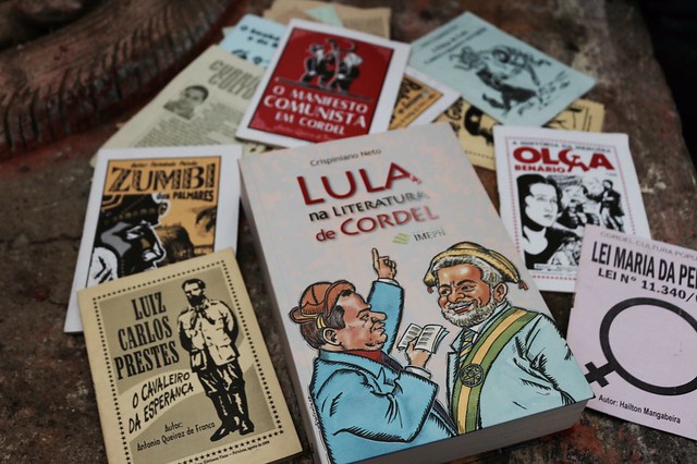 Ao lado de Lampião e Padre Cícero, Lula é figura mais presente em cordéis, diz autor