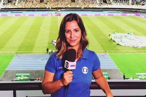 Lívia Laranjeira em cobertura de partida da Chapecoense, no ano passado. Foto: Reprodução/Instagram