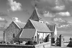 8939-NB  Eglise Saint-Valéry et cimetière marin (Varengeville-sur-mer) - Photo of Hermanville