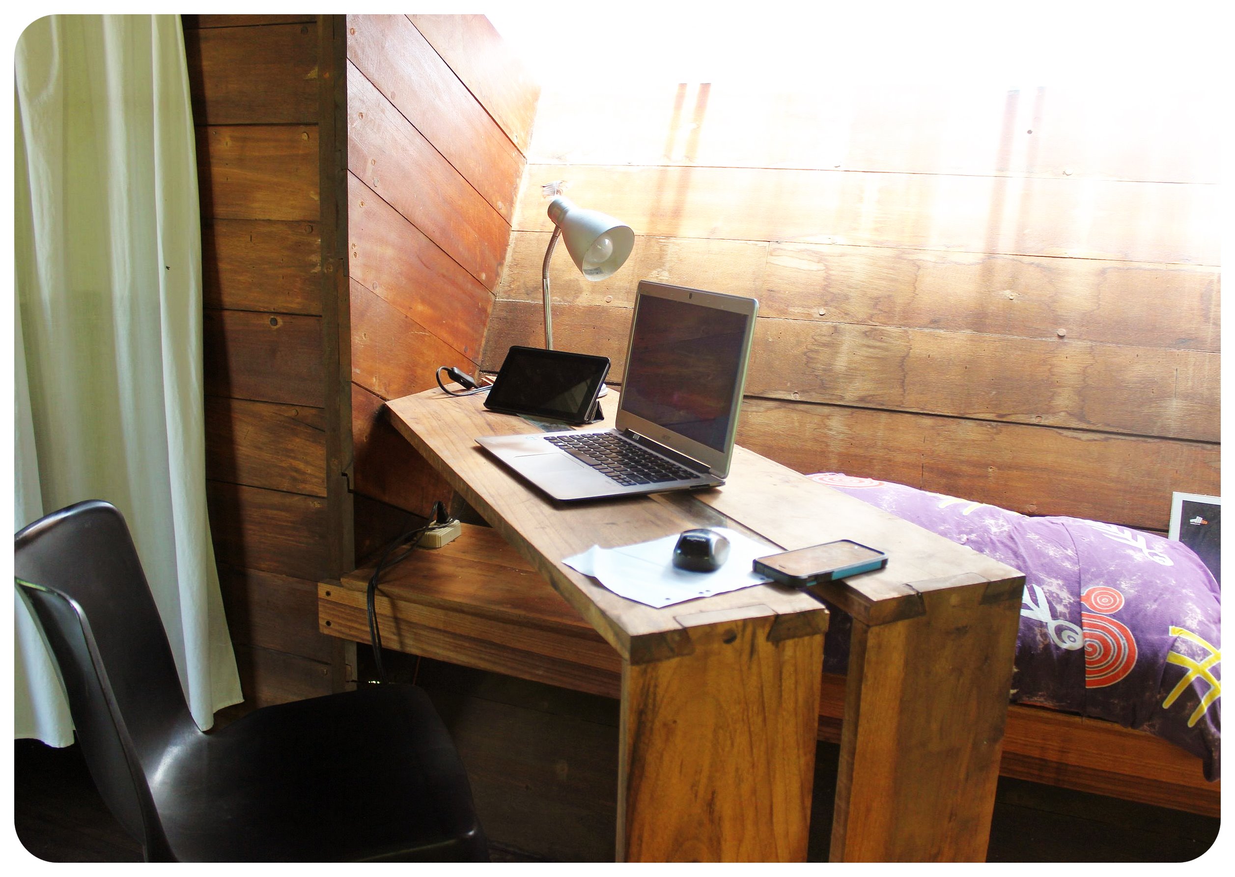 cabin getaway desk