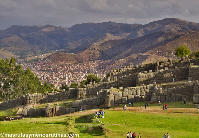 Por las escaleras de PERÚ - Blogs de Peru - Ruinas de los alrededores de Cusco: Tambomachay, PukaPukara, Qenqo, Sacsayhuaman (9)