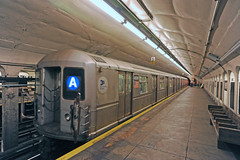US NY NYC Subway R-40M 4509, 190th Street, 8th Avenue Line
