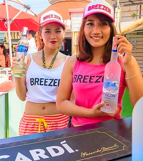 Russian bikini babes Pattaya