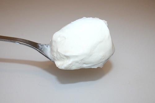 02 - Zutat Joghurt / Ingredient yoghurt