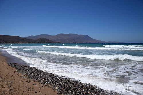 kissamos crete kreta kriti greece greek beach pebble rocks stones sand water blue waves nature landscape view seascape mediterranean gramvousa sunny