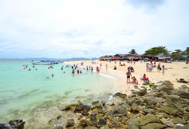 3 khai islands phuket khai nok island beach