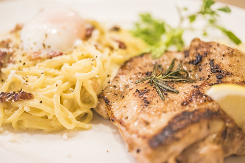 pasta & grill combination plate (Carbonara with soft-boiled egg & Herb Grill Chicken