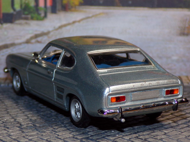 Ford Capri - 1969 - Minichamps