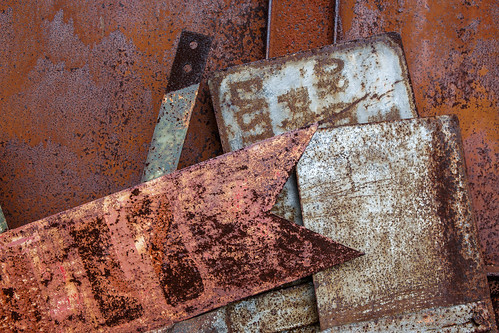 eastbroadtoprailroad furnacehills pa rockhillfurnace decay roundhouse rust signs orbisonia pennsylvania unitedstates us