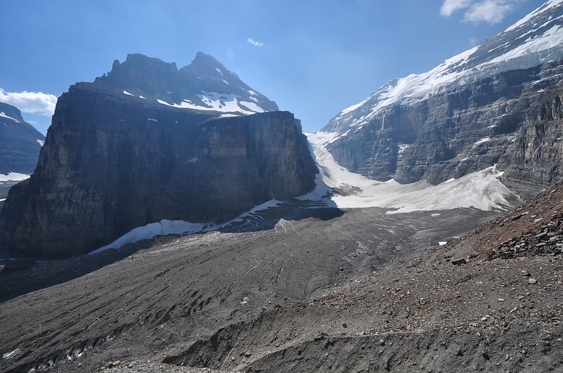 Plain of Six Glaciers Hike