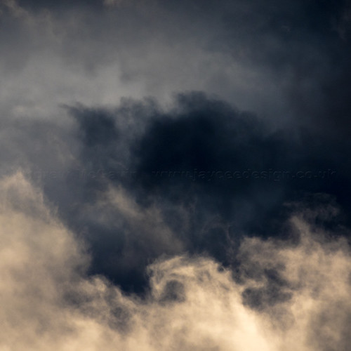 andrewmcgavin cloudsstormssunsetssunrises clouds birnam squarecrop eos7dmk2 canon100400mm sky dramatic drama stormy stormyweather scottishweather scotland