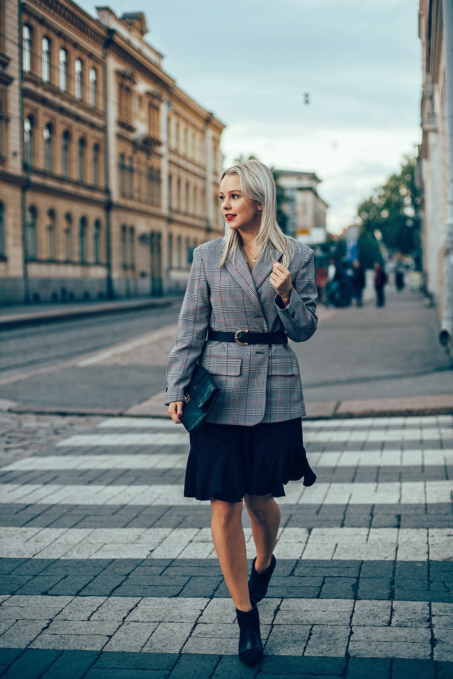 Checked_blazer_outfit3