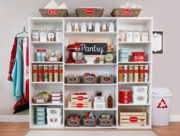10 Tricks for Tackling Your Messy Pantry