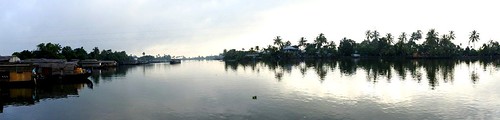 panorama backwaters alleppey boat houseboat kerala morning sunrise cloudy water lake