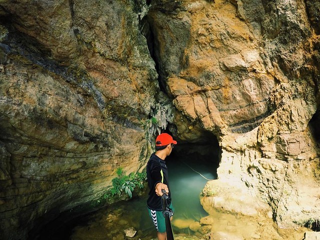 Bonbon Cave Spelungking