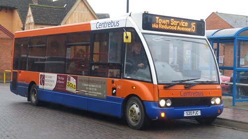 S20 PJC ‘Centrebus’ No. 242 Optare Solo M950 on ‘Dennis Basford’s railsroadsrunways.blogspot.co.uk