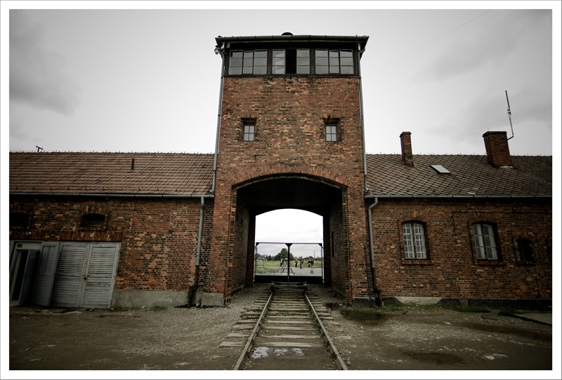 Auschwitz-59