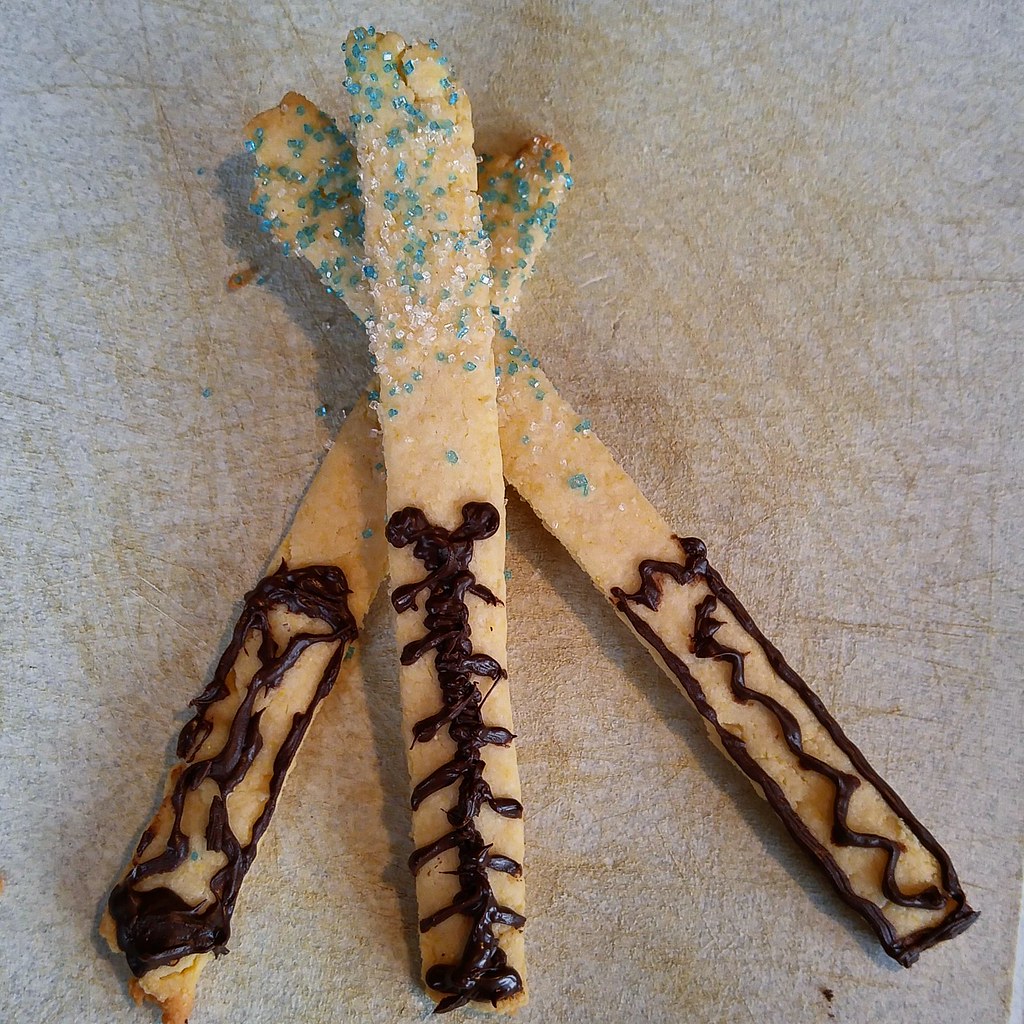 Glittering Cookie Wands
