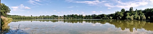 water eau lake étang paysage panorama nature arbres trees landscape campagne gers gascogne country