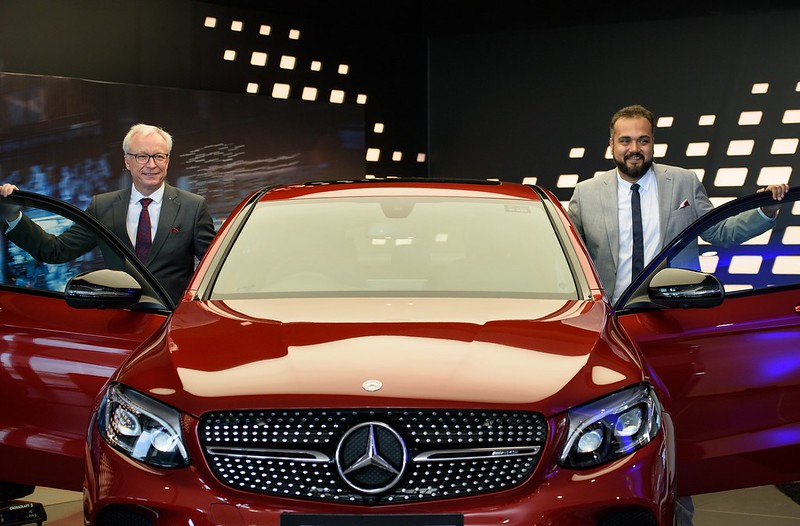 Mr. Roland Folger MD & CEO Mercedes−Benz India and Mr. Aakash Khaunte, Managing Director, Counto Motors with Mercedes−AMG GLC 43 Coupe at Mercedes−Benz newly inaugurated showroom, Counto Motors 1