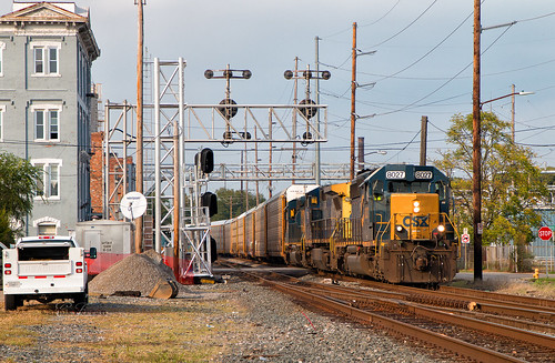 csx csxt emd locomotive train trains bo cpl signal hamilton ohio railroad rails y201 q241 sd402 storm summer