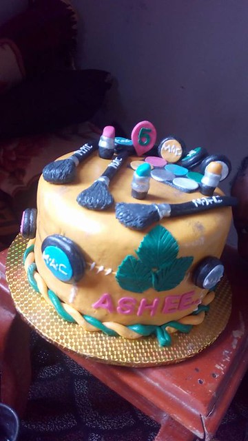 Make Up Cake by Fatima Abubakar Sheriff