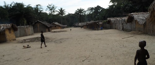 Makoka_similar village