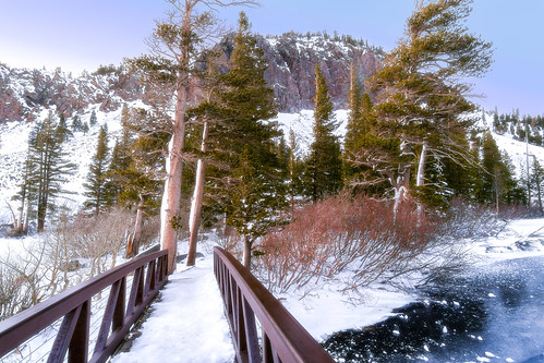 ortoneffect emount landscape samyang12mmf20ncscs nature photoshop twinlakes trees norcal ngc bluehour sonyα6300 bridge snow mammothlakes outdoor frozen gaussianblur ilce6300 lightroom northerncalifornia orton sony a6300 blur cold e lake manualfocus outdoors water white wideangle winter california unitedstates us longexposure slowshutter