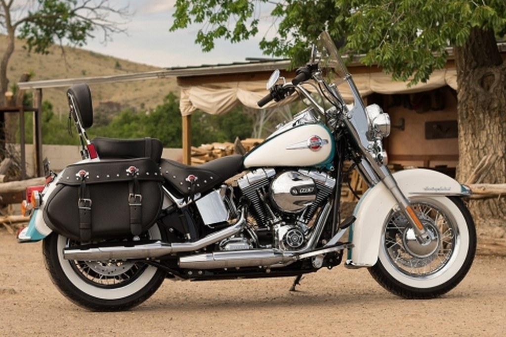Harley-Davidson-Heritage-Softail-Classic