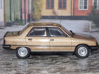 Renault 9 GTL - 1985 - IXO