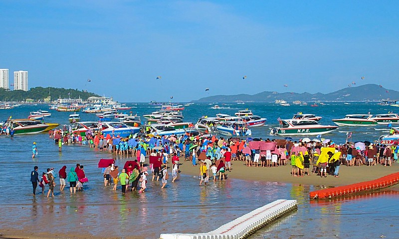 Hello welcome Pattaya Beach