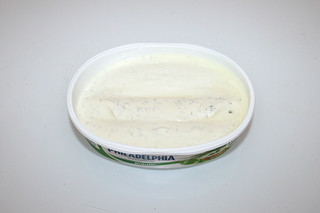 20 - Zutat Frischkäse mit Kräutern / Ingredient cream cheese with herbs