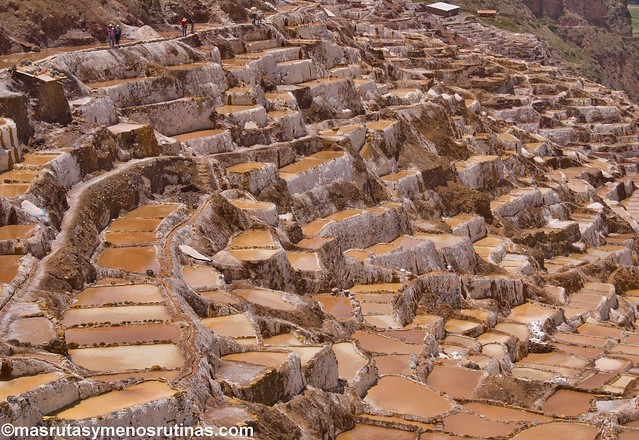 Por las escaleras de PERÚ - Blogs de Peru - Chinchero, Maras y Moray: paisajes, artesanía, tierra y sal (10)