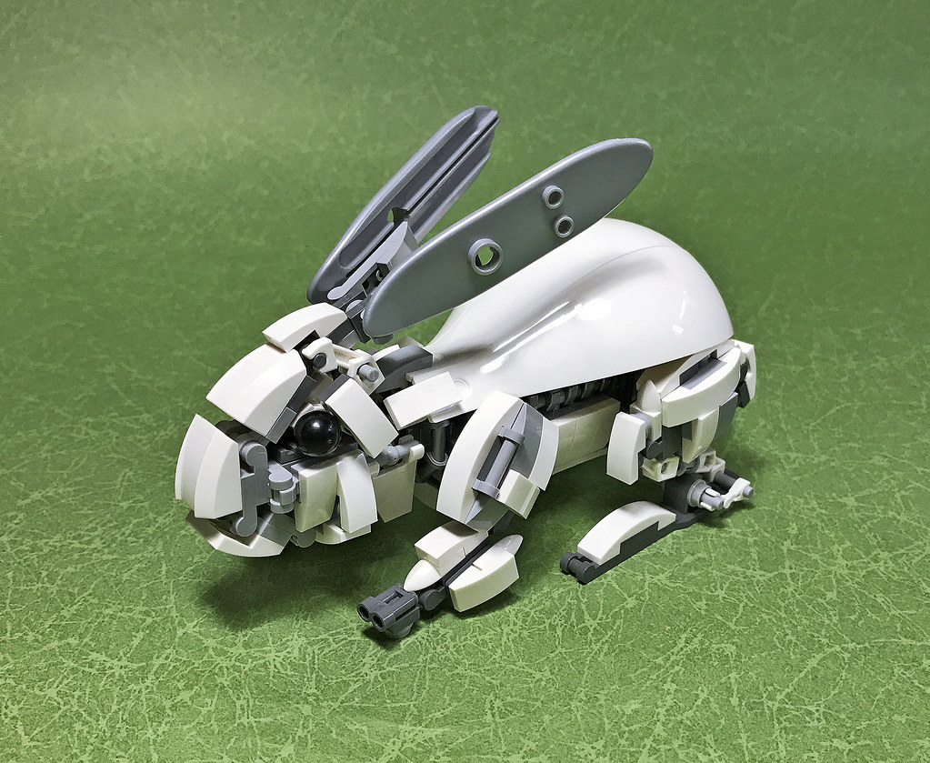 LEGO Mecha Rabbit-01 (custom built Lego model)
