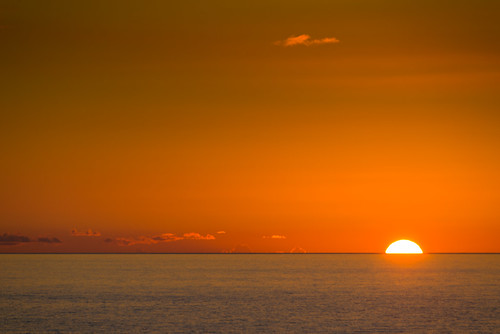 kunigamigun okinawaken 日本 jp kourijima okinawa japan 琉球 沖繩 古宇利島 sunset sea yellow orange 日落 夕陽